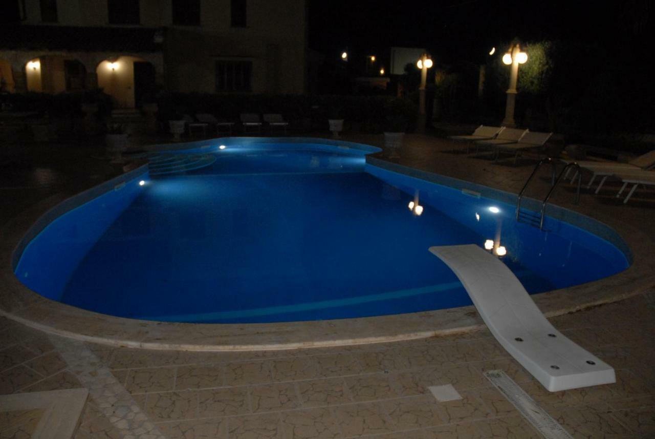 Suite Margarita مازارا ديل فالو المظهر الخارجي الصورة